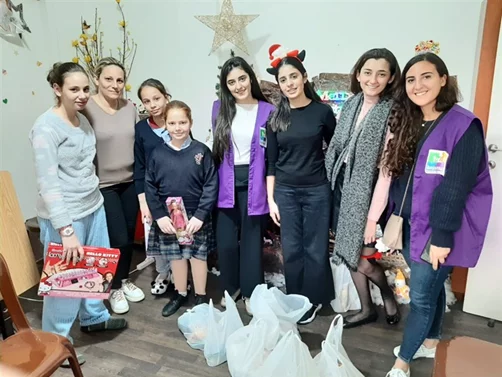 Family visits during Christmastime