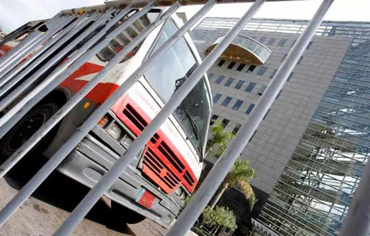 Beirut: Public Transport Rivals Paralyze Reform
