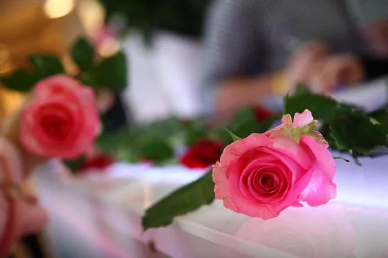 Mothers’ Smiles for a Cause