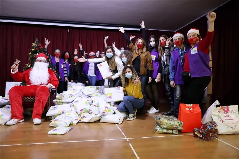 Christmas Gifts Distribution 2020